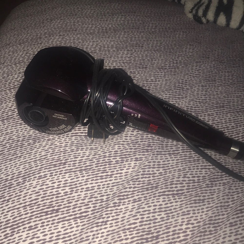 Easy to use curling iron